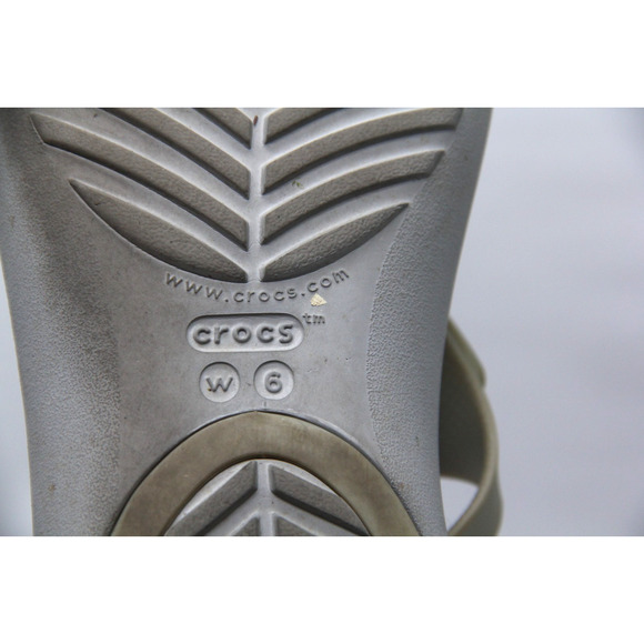 Crocs Serena Embellish Sandals Women's Size 6 Flip Flop Gray Thong Comfort - Picture 6 of 6
